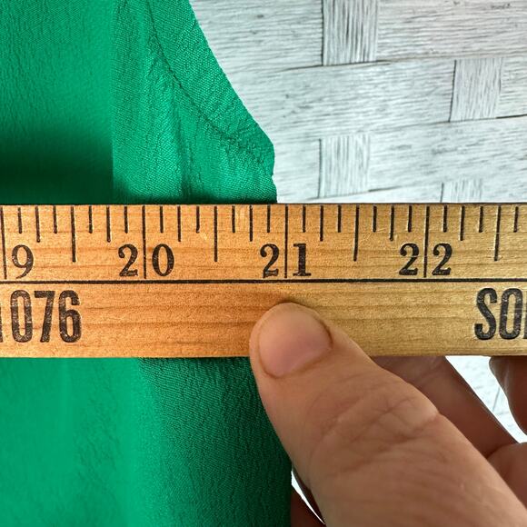 TK Women's Kelley Green sleeveless blouse Gromit & roping summer feminine preppy - Picture 5 of 6